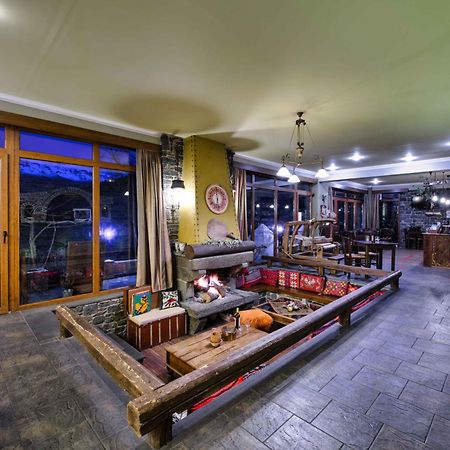 Hotel Teloneio Plaka  エクステリア 写真