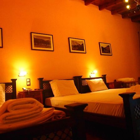 Hotel Teloneio Plaka  エクステリア 写真