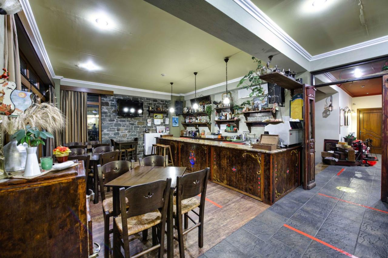 Hotel Teloneio Plaka  エクステリア 写真