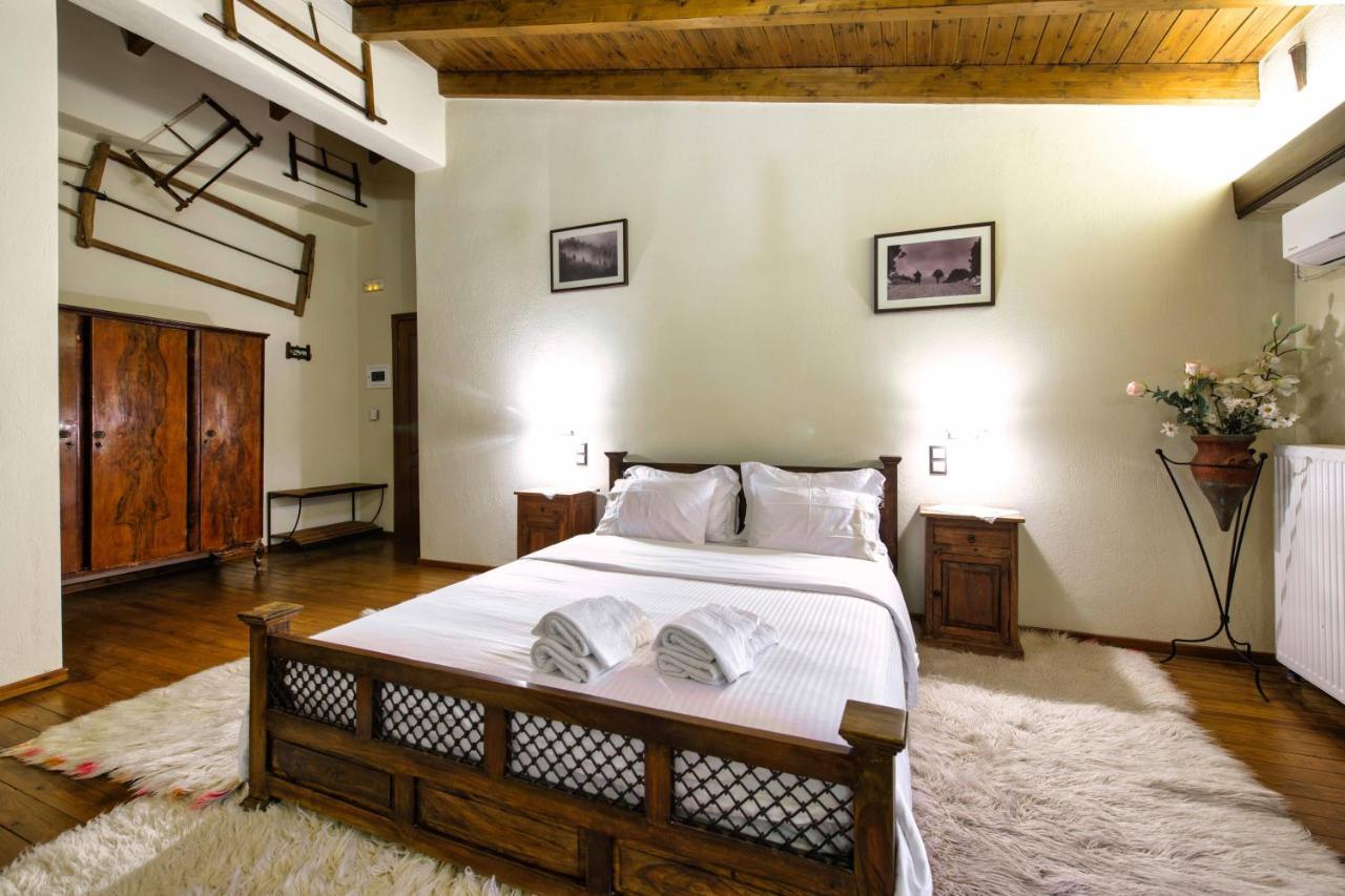 Hotel Teloneio Plaka  エクステリア 写真